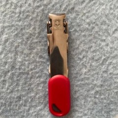 Книпсер VICTORINOX 8.2050.B1